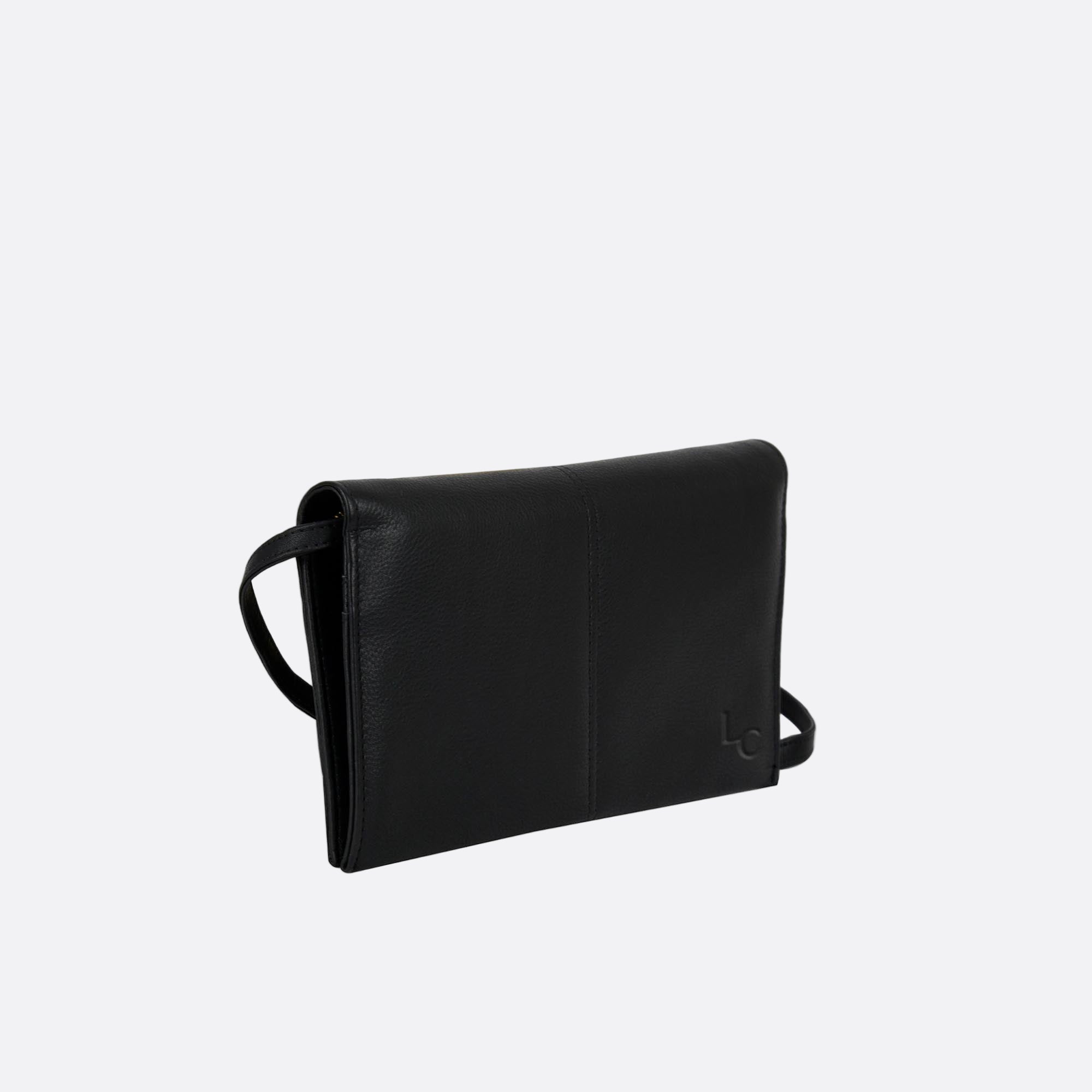 Side profile of SOMMARLOV black leather showing depth and stitching detail